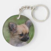 Long Hazard Chihuahua Puppy die camera bekijkt Sleutelhanger (Achterkant)