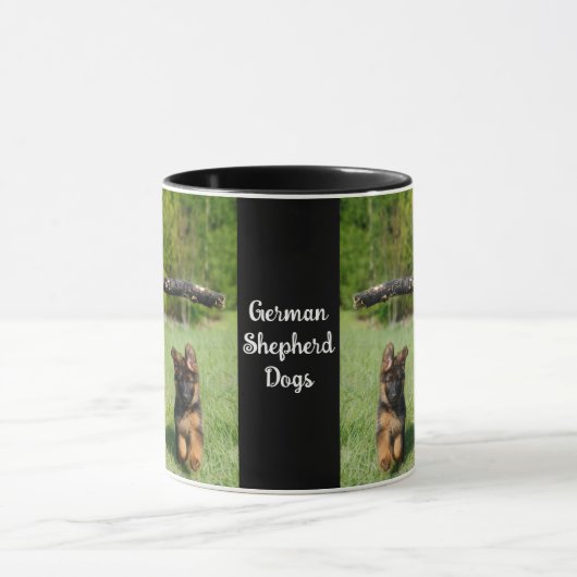 Long Hazard German Shepherd Dog and Puppy Mok (Midden)