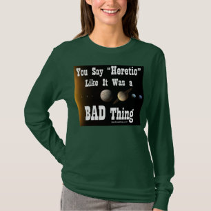 Long T-shirt de la douille des femmes hérétiques