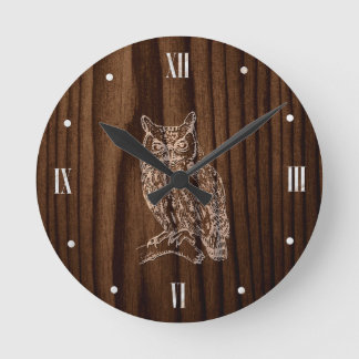 Look en bois avec horloge murale de hibou