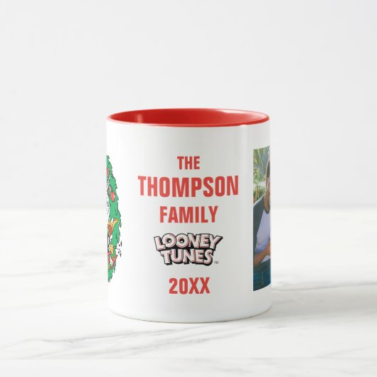LOONEY TUNES™ Group Kerstkrans Familiefoto Mok (Midden)
