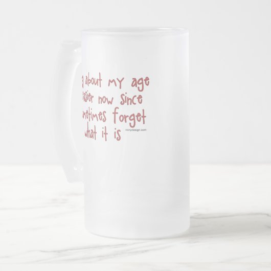 Lopen over mijn leeftijd matglas bierpul (Voorkant links)