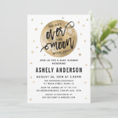 L'or sur la lune Baby shower Invitation (Debout devant)