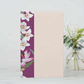 L'orchidée tropicale fleurit la papeterie florale (Debout devant)