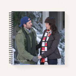 Lorelai & Luke Holding Hands in de sneeuw Notitieboek