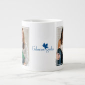 Lorelai & Rory Sitting Portrait Extra Grote Beker (Voorkant)