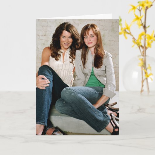 Lorelai & Rory Sitting Portrait Kaart (Gele Bloem)
