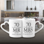 Lot De Mugs 70e anniversaire du Mariage M. Mme Right<br><div class="desc">Customisez les noms et les dates pour créer un cadeau amusant et unique pour célébrer votre 70e anniversaire de mariage en platine. Conçu par Thisisnotme©</div>