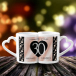 Lot De Mugs Elégante 30ème Mariage Pearl Anniversaire de céléb<br><div class="desc">Rien ne dit "vous me complétez" ou "votre moitié meilleure/autre" que ces tasses de 30ème anniversaire de mariage perle amoureux. Élégant lettrage sur un arrière - plan rose perlé et incrusté de perles ajoute une touche mémorable pour cette occasion spéciale et cette étape extraordinaire. Customisez avec le nom du couple,...</div>