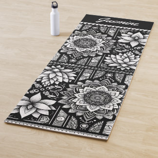 Lotus Bloemen en Mandala's in zwart en wit Yogamat