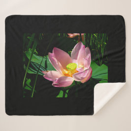 Lotus Blossom Sherpa Deken