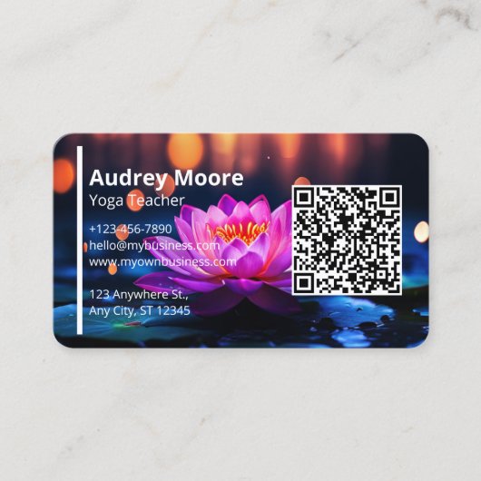 Lotus Flower Modern Elegant Yoga Docent Sjablonen Visitekaartje (Voorkant)