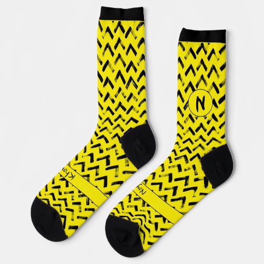 Loud Chevron Black and Yellow Name Initials Sokken (Links)