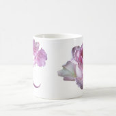 Louise naam monogram schattig roze bloemen Koffiemok (Center)
