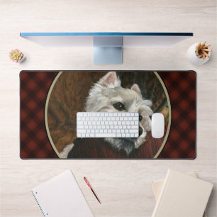 Loungen Westie op de bank Bureaumat