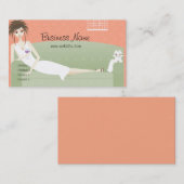 Lounging sur le divan avec le carte de visite de (Devant / Derrière)