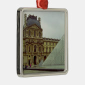 Louvre museum metalen ornament (Rechts)