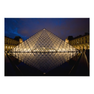 Louvre Piramide door architect I.M. Pei bij de Foto Afdruk