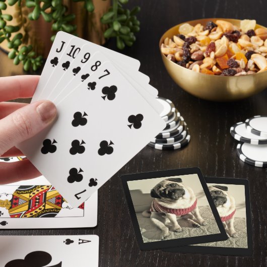 Lovable Pug in een rode trui Pokerkaarten (Insitu)