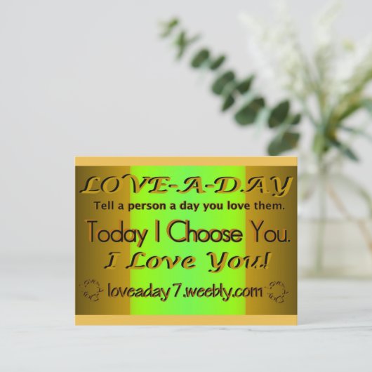 Love A Day Postcard-Green/Dark Yellow Briefkaart (Staand voorkant)