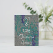 Love and stay Forever Young Carte postale (Debout devant)