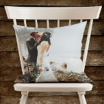 LOVE CALLIGRAPHIE Script Typographie Mariage super<br><div class="desc">LOVE CALLIGRAPHY Script Typographie Mariage Overlay Coussin - une belle façon de préserver vos souvenirs mariages, un grand cadeau de conservation pour les jeunes mariés. Aussi une excellente façon de préserver votre photo de famille ou de fiançailles préféré tous les jours. Ce design présente "love" dans une belle et élégante...</div>