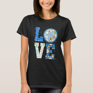 Love Cute Passover Decorations Pesach Jewish Holi T-shirt