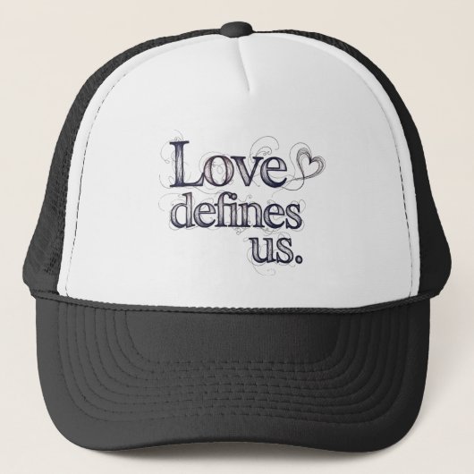 Love defines us trucker pet (Voorkant)