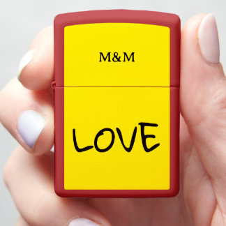 LOVE + Initialen – Premium Aangepaste Aansteker