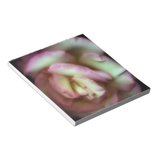 <Love is a Rose>van Nathan Griffith Notitieblok (Schuin)