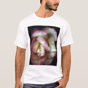 <Love is a Rose>van Nathan Griffith T-shirt