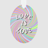 Love Is Love Pride Ornament (voorkant)