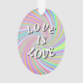 Love Is Love Pride Ornament (achterkant)