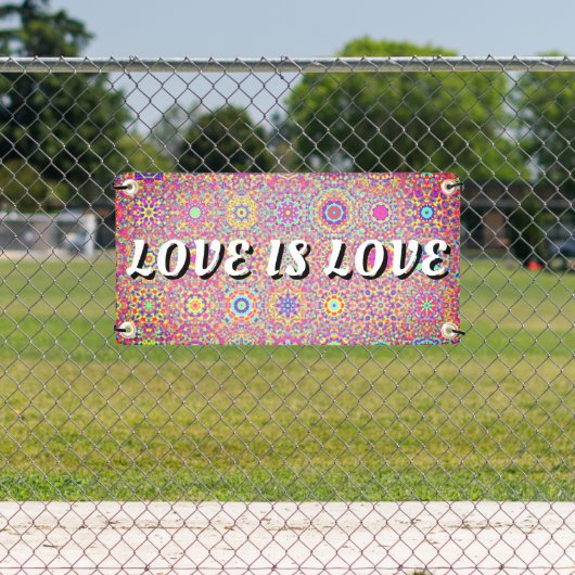 Love Is Love Pride Spandoek (Insitu)