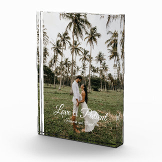 Love is Patient Couple's Photo and Name Fotoblokken