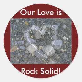 Love is Rock Solid Ronde Sticker