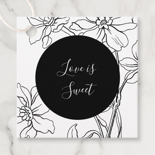 Love is Sweet Modern Floral Wedding Bedankjes Labels (Voorkant)
