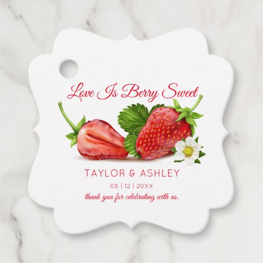 Love is Sweet Strawberry Fruit | Weddenschap Bedankjes Labels (Voorkant)
