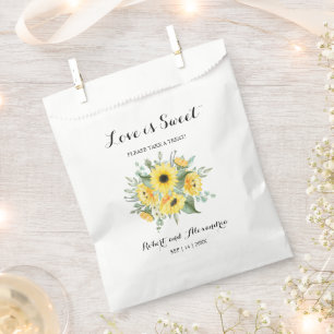 Love is Sweet Sunflower Greenery Wedding Treat Bedankzakje