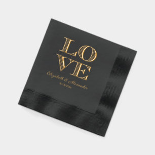 LOVE L-O-V-E arrangé dans un Carré de 4 lettres No