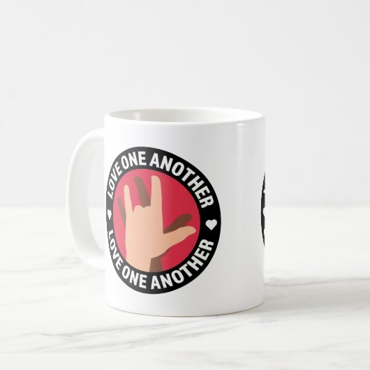 Love One Another Ceramic Mug (Devant gauche)