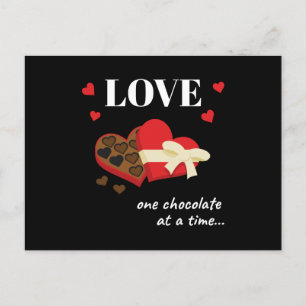Love One Chocolate in Time Funny Quote Feestdagenkaart