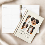 Love Photo Instagram Moderne Minimaliste Mariage<br><div class="desc">The Love Photo Instagram Modern Minimal Cadeau Wedding planner combine fonctionnalité et sentimentalité pour le couple moderne. Doté d'un design épuré et minimaliste, ce planificateur comprend une couverture photo personnalisable, vous permettant de présenter une mémoire chère. Avec des sections bien pensées pour organiser chaque détail, des salles aux listes d’invités,...</div>