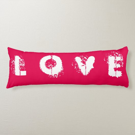 LOVE Red Body Pillow Lichaamskussen (Voorkant)