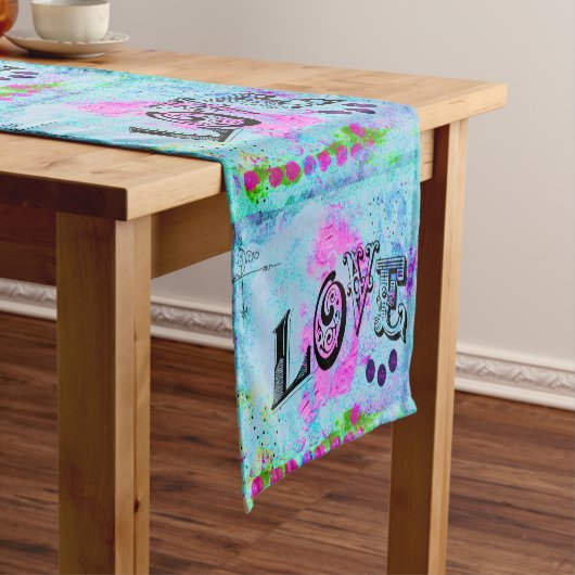 Love Table Runner Korte Tafelloper (Voorbeeld)
