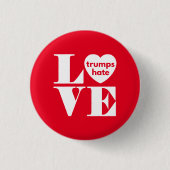 Love Trumps Hate Ronde Button 3,2 Cm (Voorkant)
