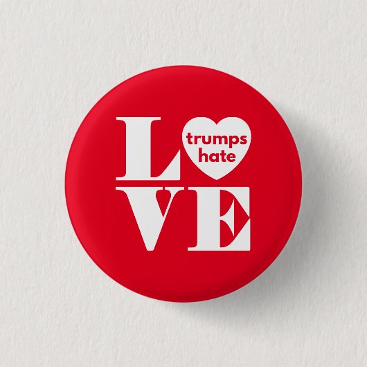 Love Trumps Hate Ronde Button 3,2 Cm (Voorkant)