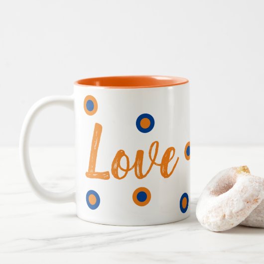 Love Tweekleurige Koffiemok (Met donut)