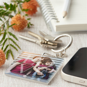 "Love" Typography Overlay Photo Sleutelhanger