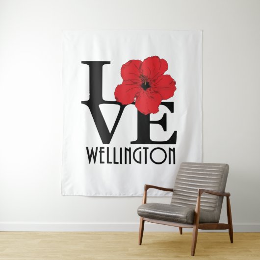 LOVE Wellington Red Hibiscus Wandkleed (In situ)